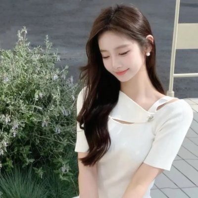 女摄青鬼游埠